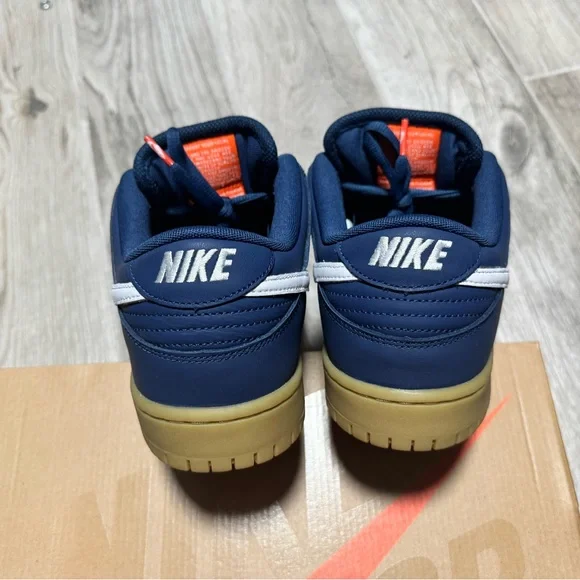 Nike SB Dunk - Navy/White/Gum - Picture 2 of 5